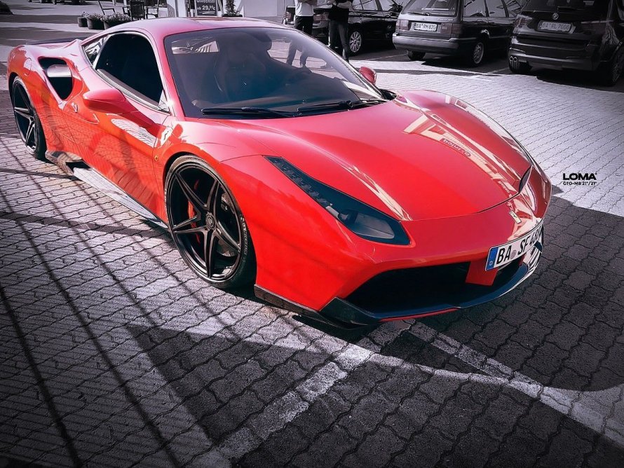 488 GTB stance