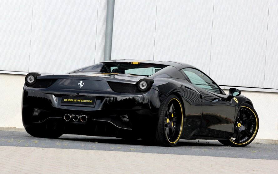 Ferrari 458 Italia Black Tuning
