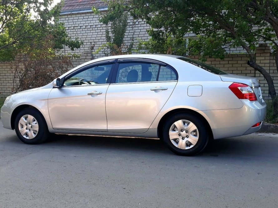 Geely Emgrand ec7 седан