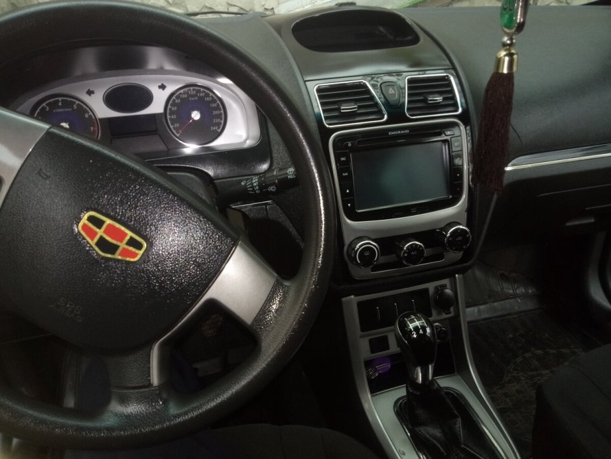 Geely Emgrand ec7