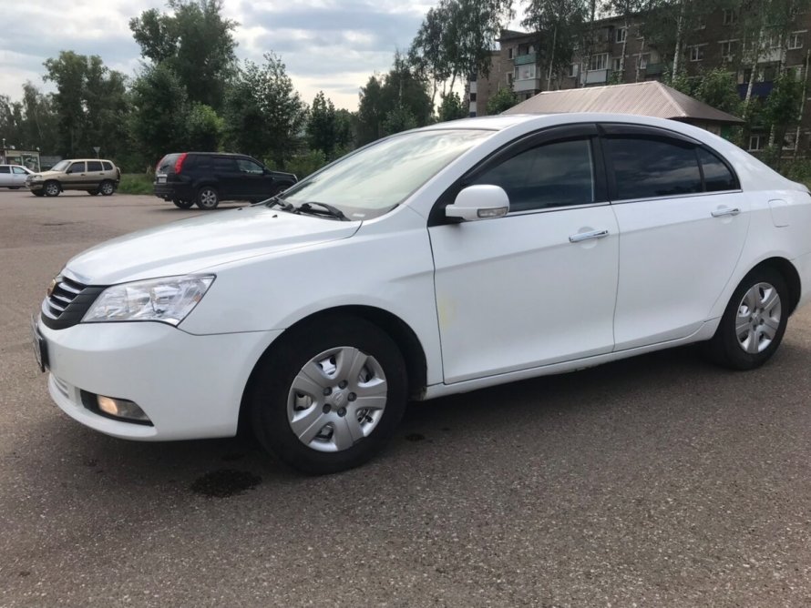 Geely Эмгранд ес7