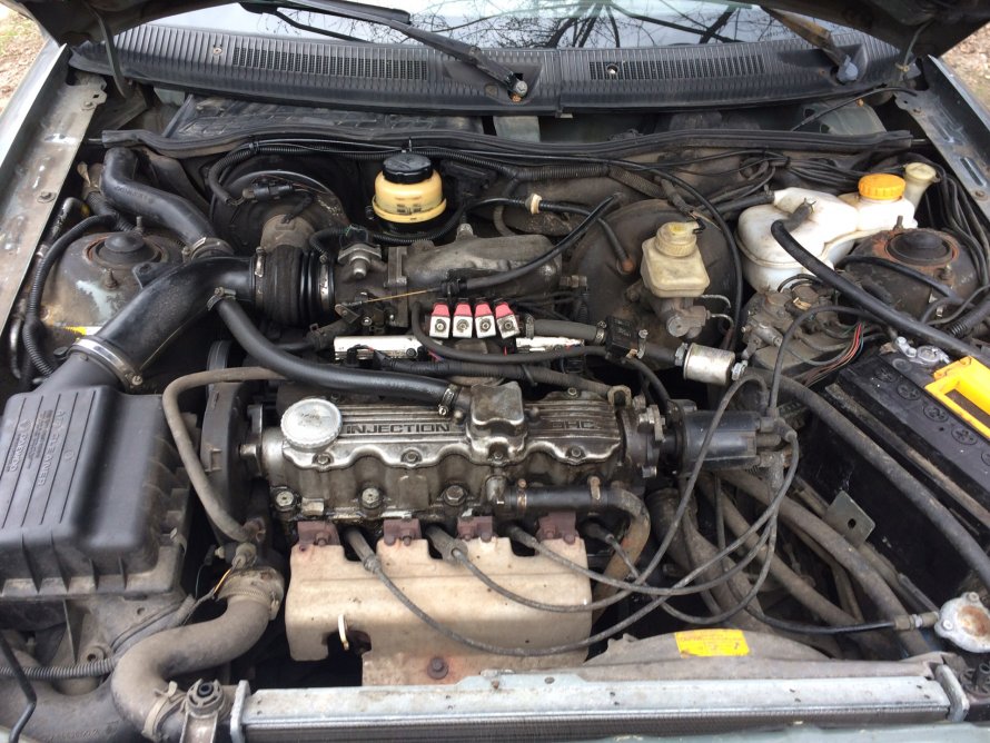 Daewoo espero красная
