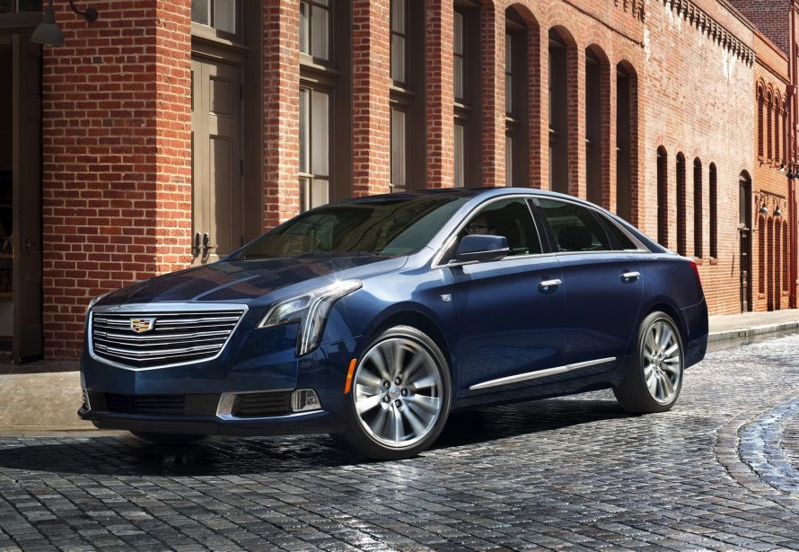 Cadillac седан 2019