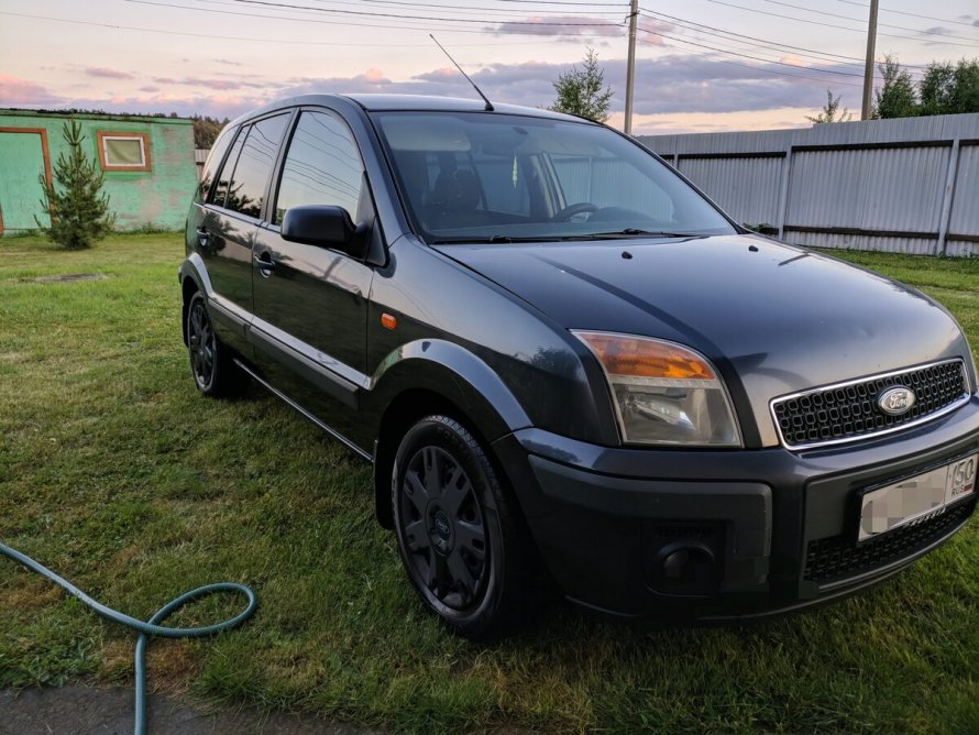 Ford Fusion 2008 черный