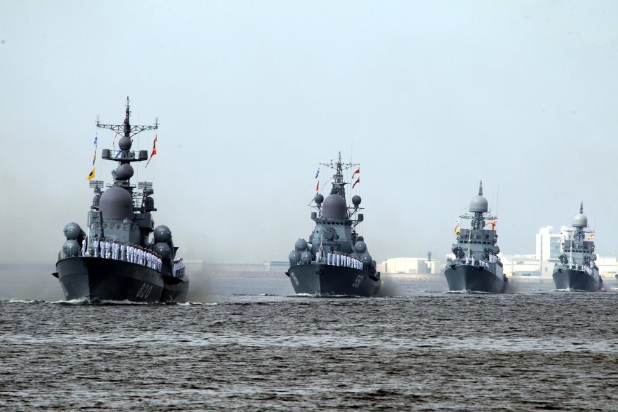 Военно морской парад в Кронштадте Петр Великий