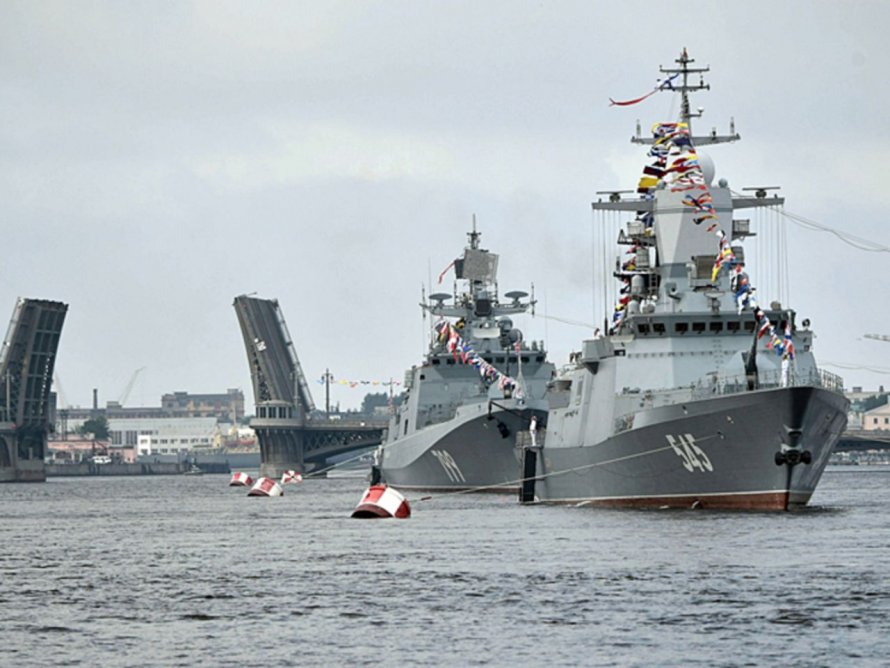 Парад ВМФ Владивосток Петр Великий