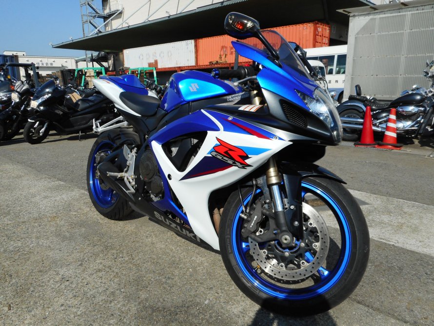 Сузуки GSXR 600