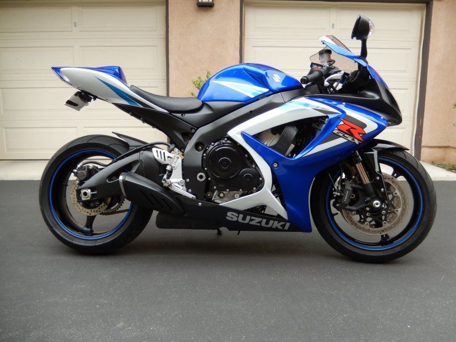 Suzuki GSX-R 750
