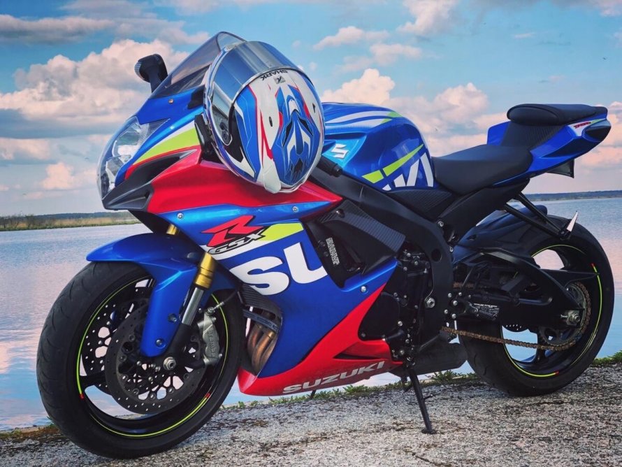 Suzuki GSX-R 750