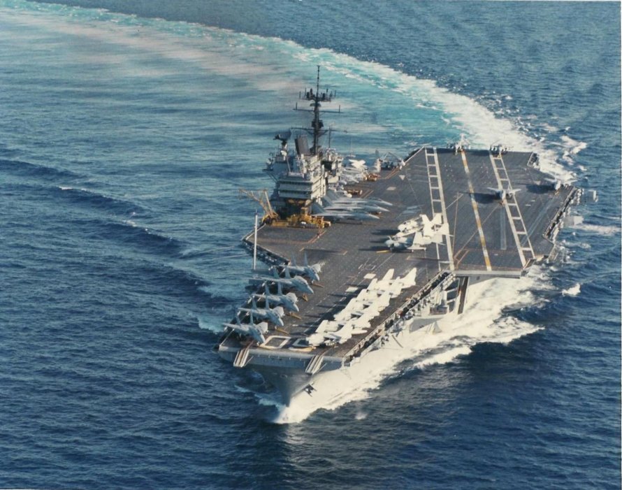 Авианосец USS Saratoga