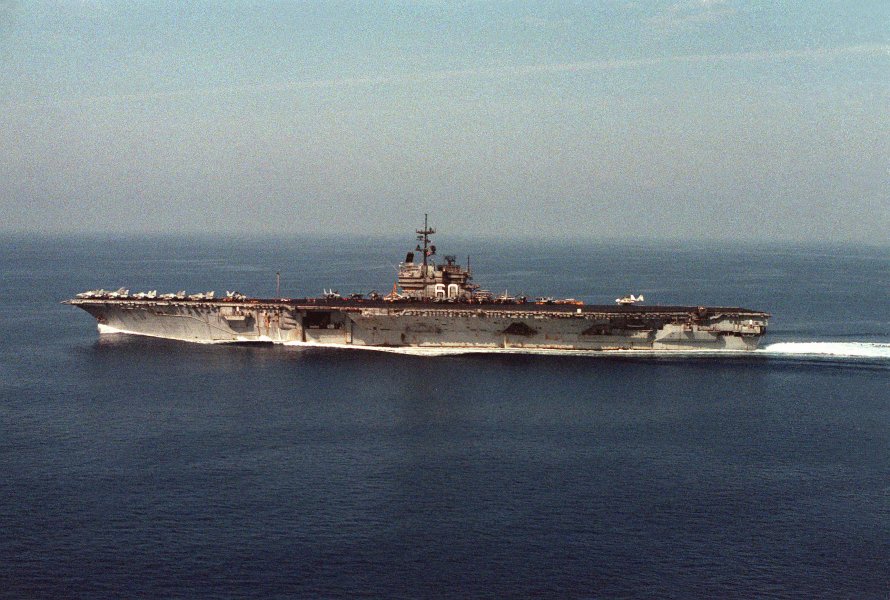Авианосец Саратога