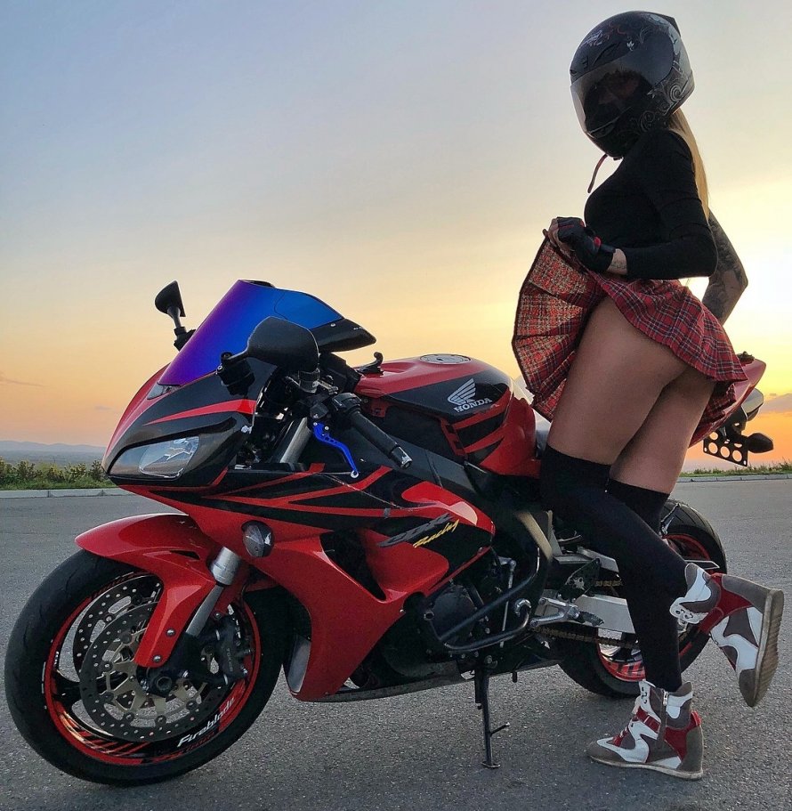 Спортбайк для девушки