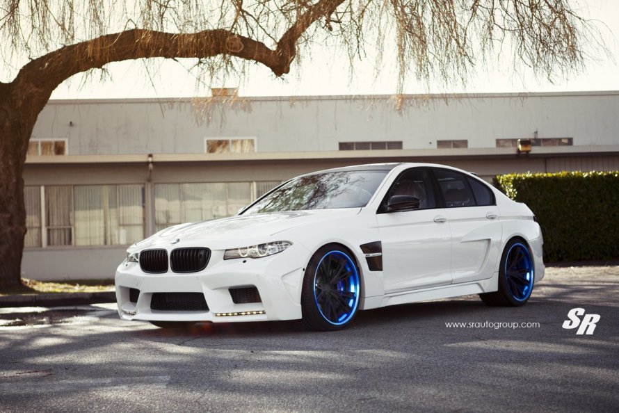 BMW m5 Tuning White