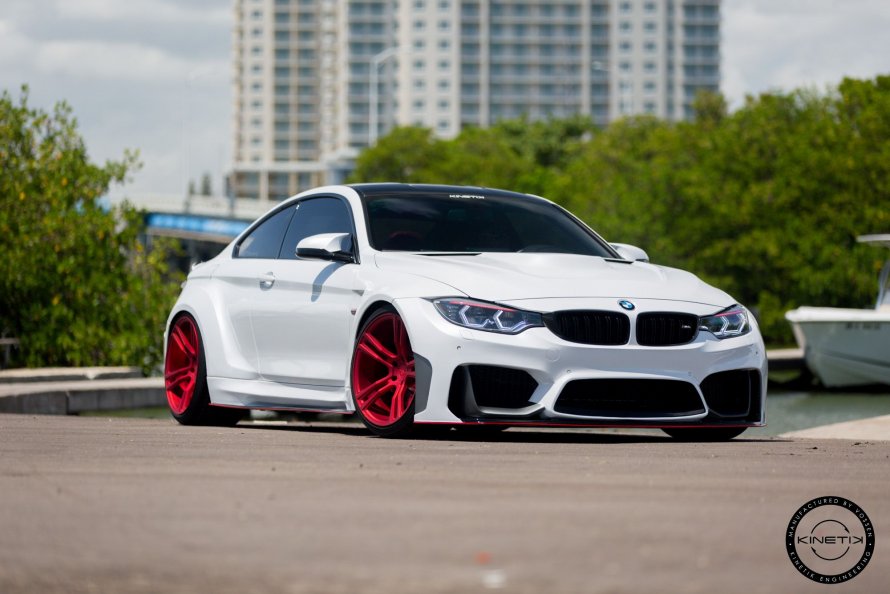 BMW m4 Widebody