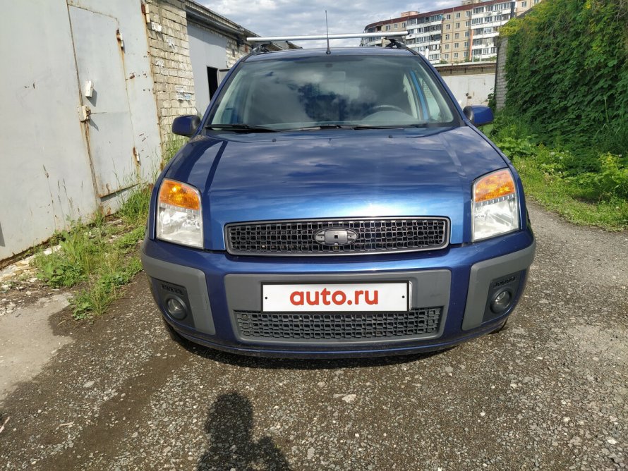Ford Fusion 2007 решётка радиатора верхняя