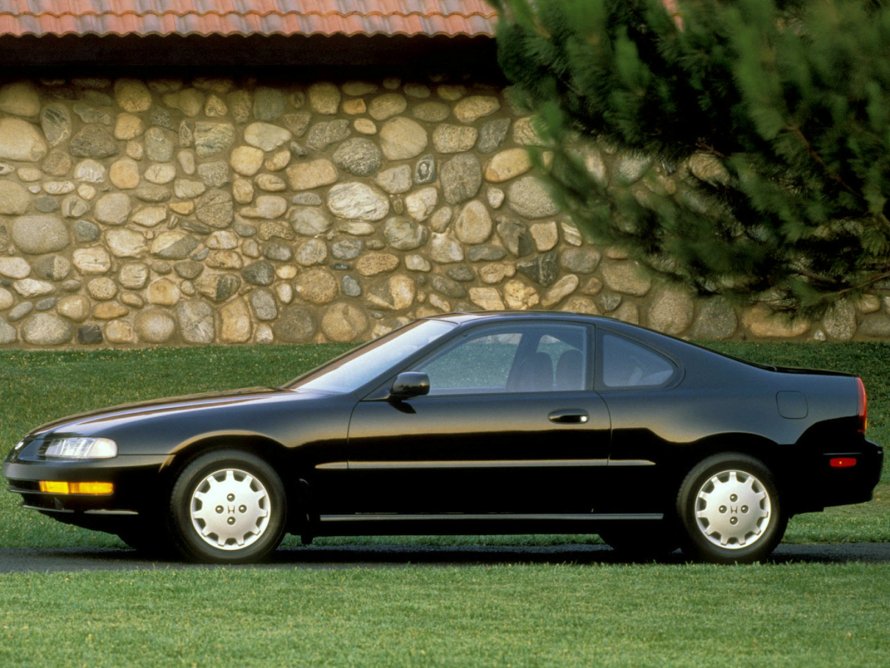 Honda Prelude желтая