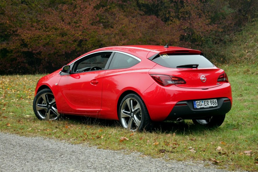 Opel Astra GTC