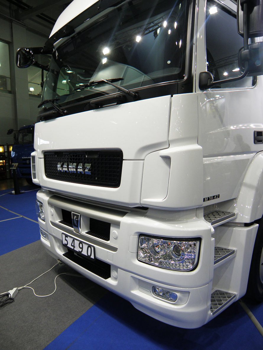 КАМАЗ 5490 Мерседес