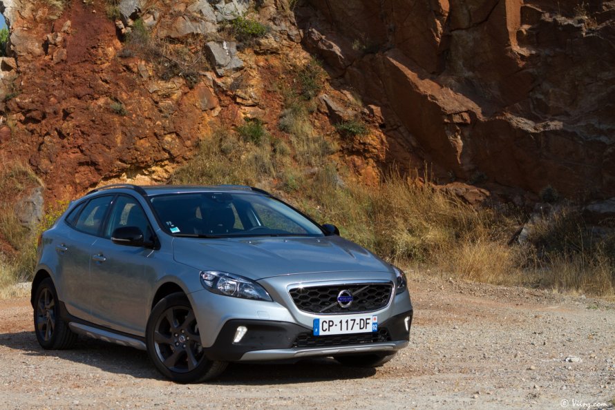 V40 cc