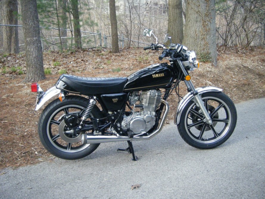 Yamaha sr500