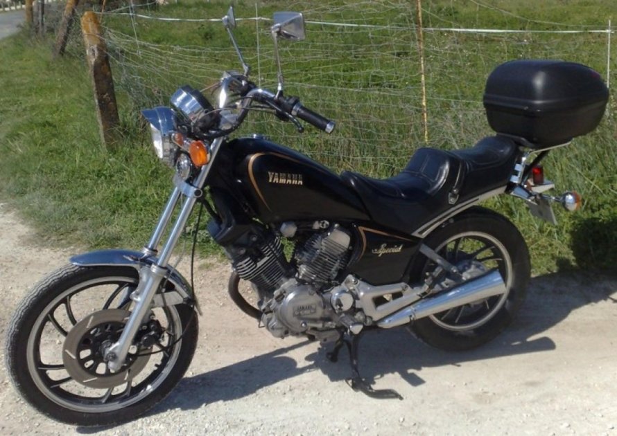 Yamaha sr500