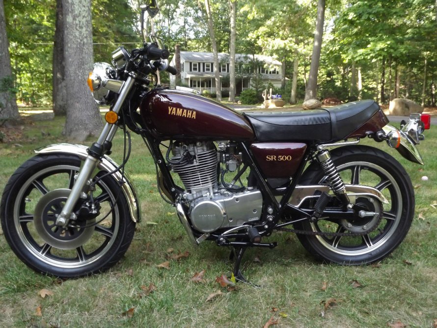 Мотоцикл Ямаха SR 500