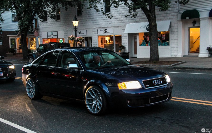Audi RS 6 I (c5)