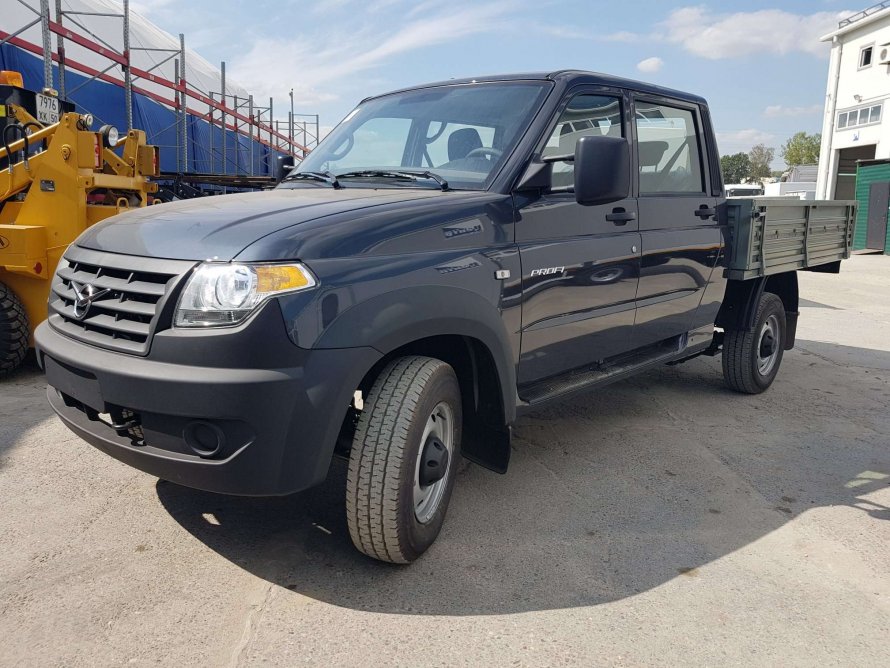 UAZ Патриот бортовой