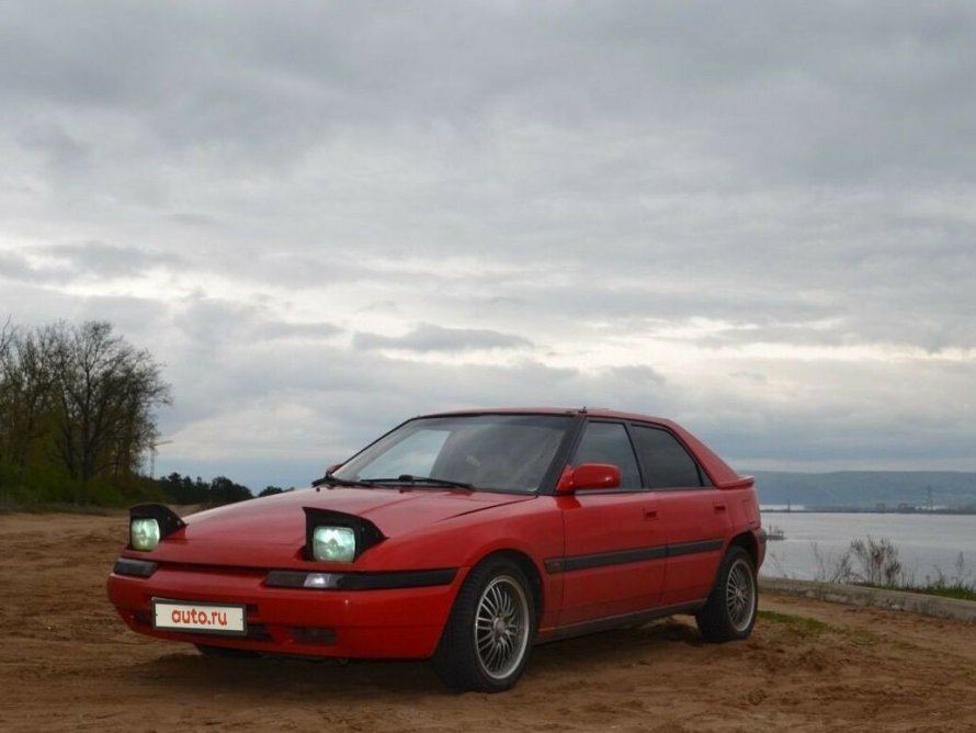 Mazda 323f