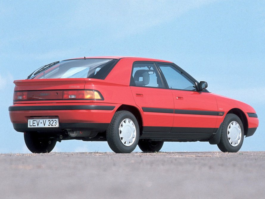 Mazda 323 bg седан