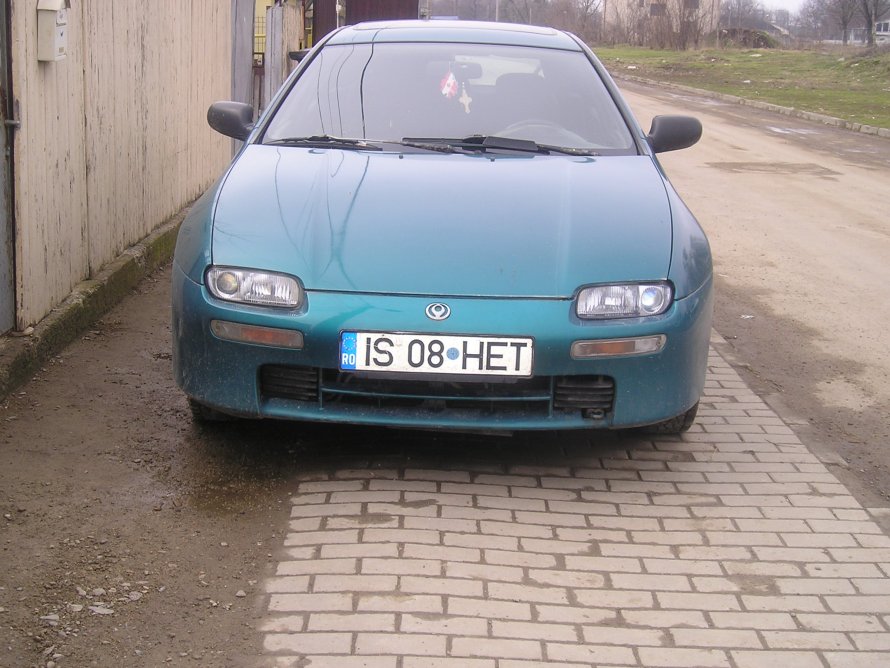 Мазда 323 f 1997