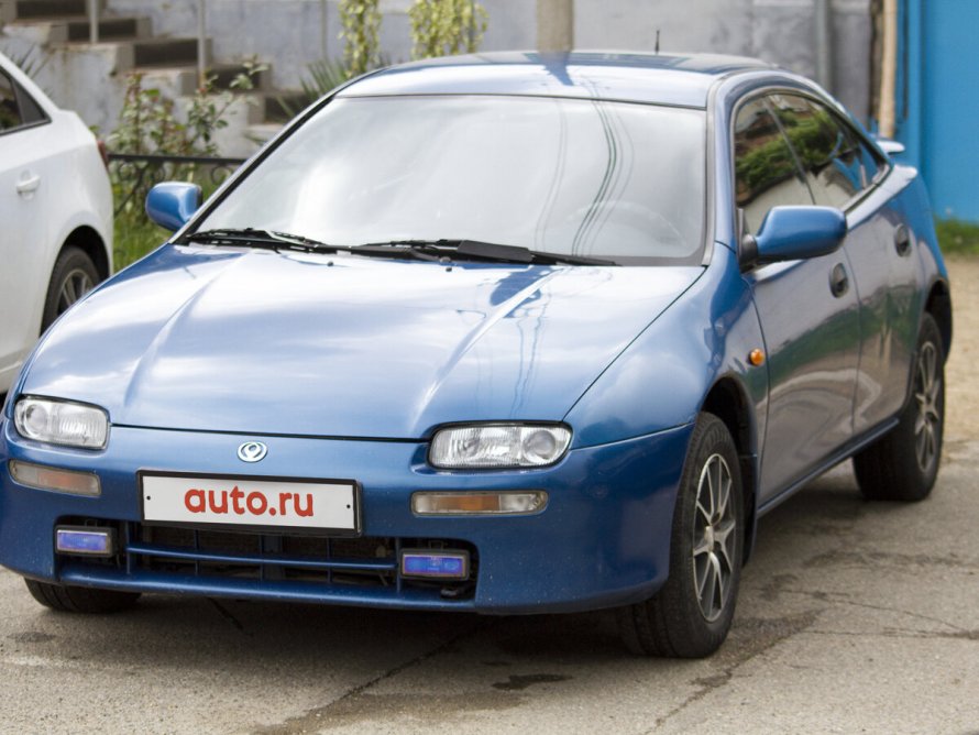 Mazda 323 v 1.5