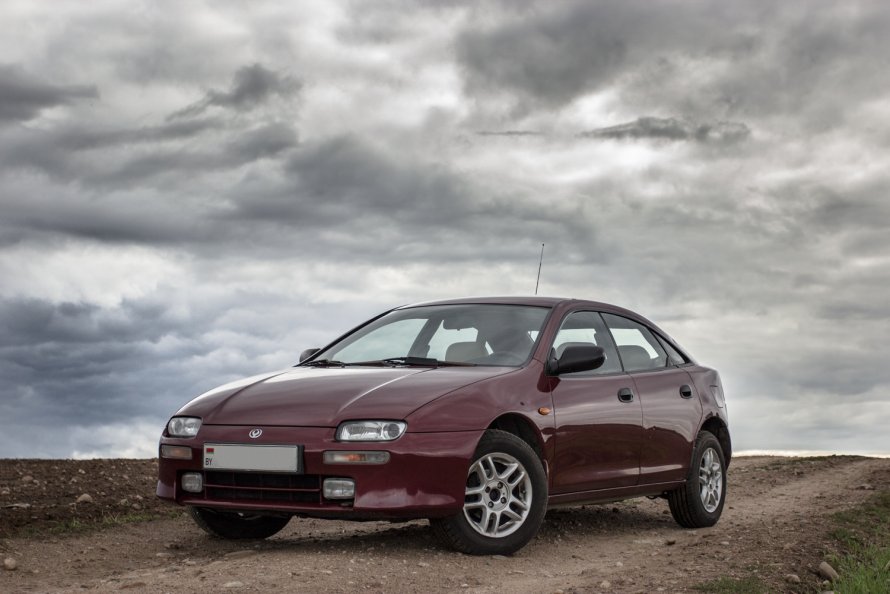 Mazda 323f