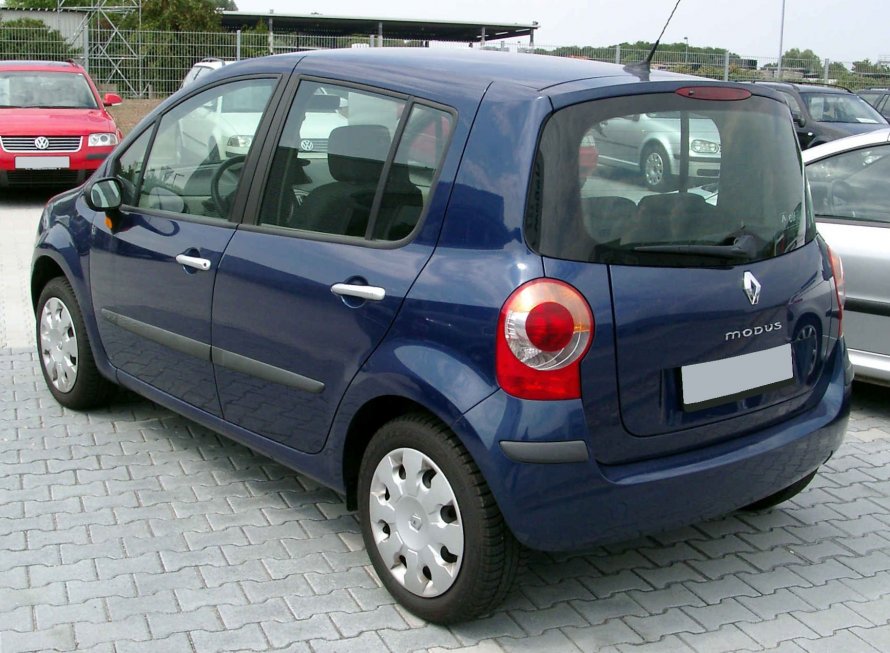 Renault Modus вид сзади