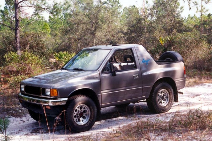 Isuzu 1990