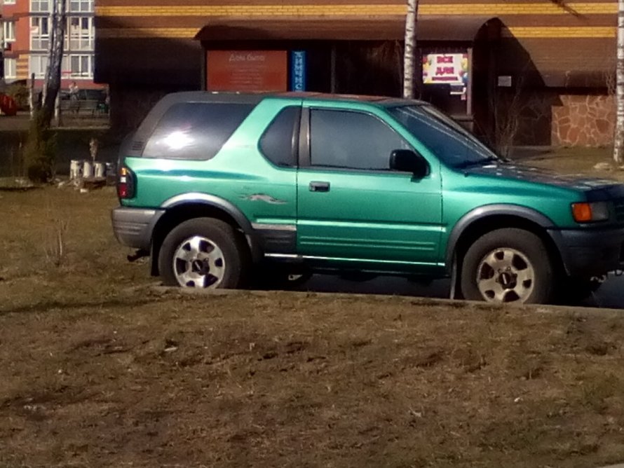 Исудзу Джемини джип