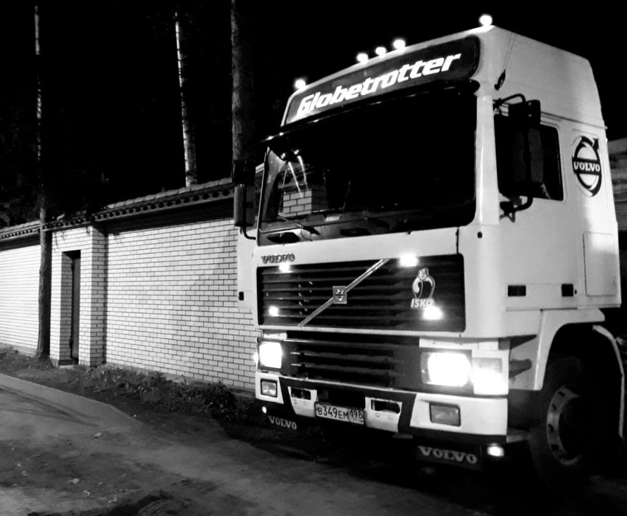 Volvo f12 белая