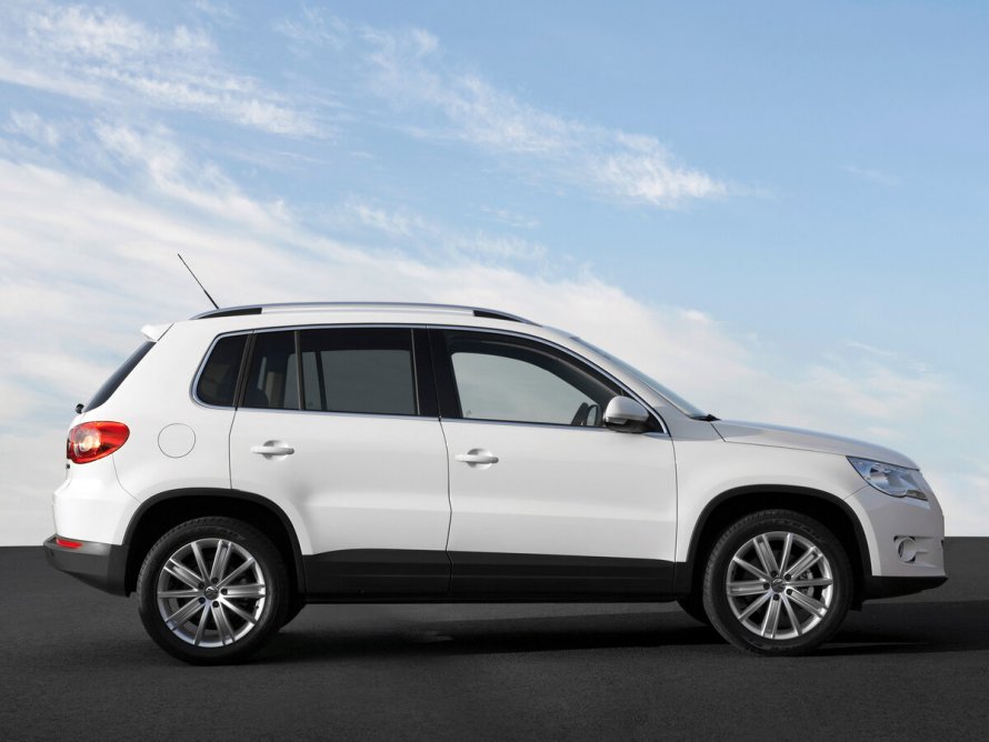 Машина Volkswagen Tiguan