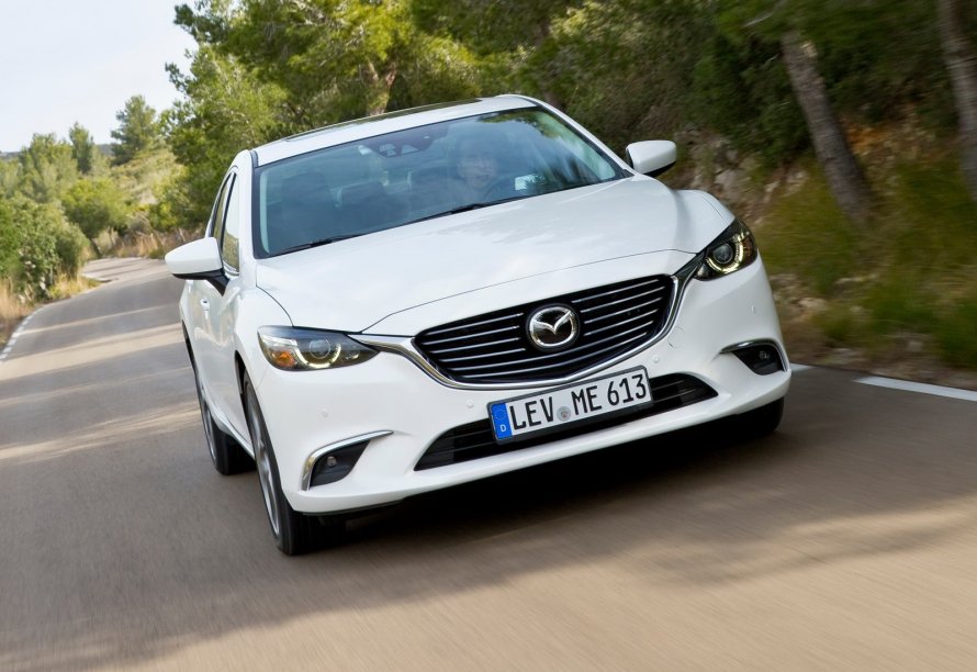Mazda 6 SKYACTIV красный