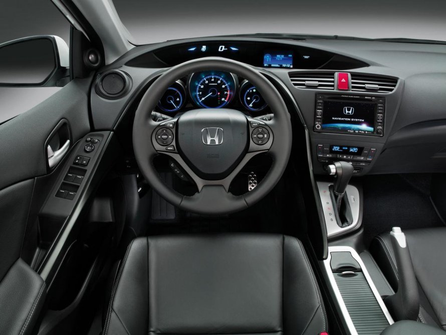 Honda Civic 10 хэтчбек салон