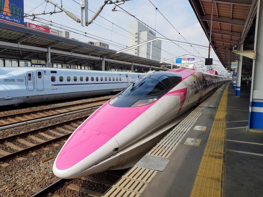 Японский скоростной поезд Shinkansen