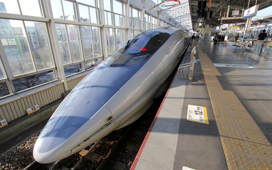 Японский скоростной поезд Shinkansen