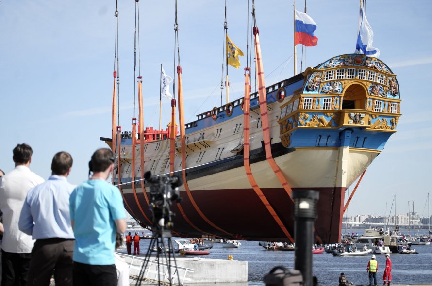 Морской транспорт вооружения "Геннадий Дмитриев" проекта 20360м