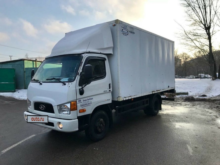 Hyundai van
