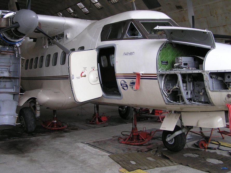 Л-410 УВП-Э