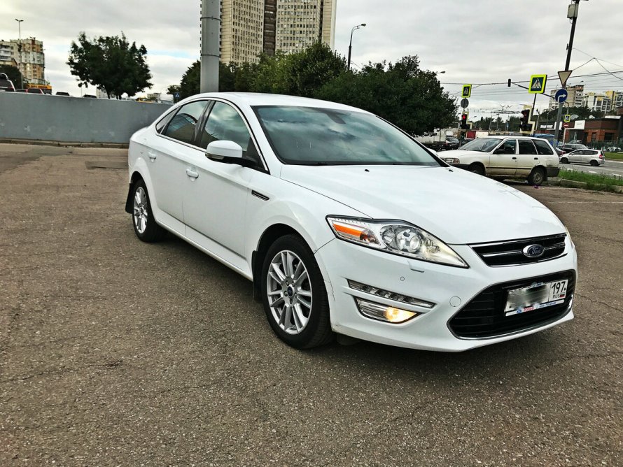 Ford Mondeo 4 белый