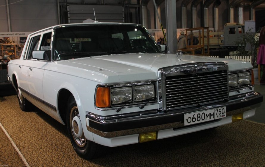 ЗИЛ-41047 седан