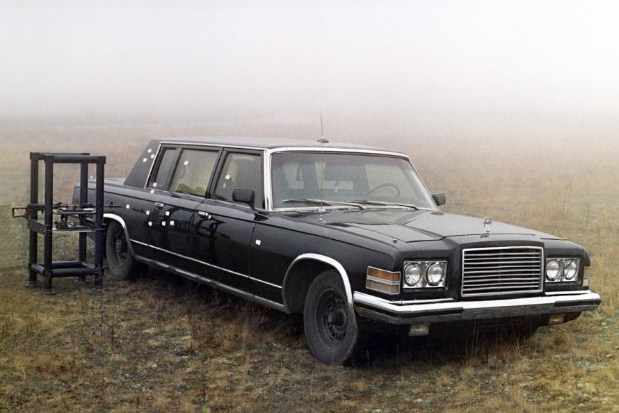 ЗИЛ-4105 бронекапсула