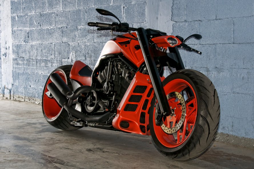 Harley Davidson v Rod широкое колесо
