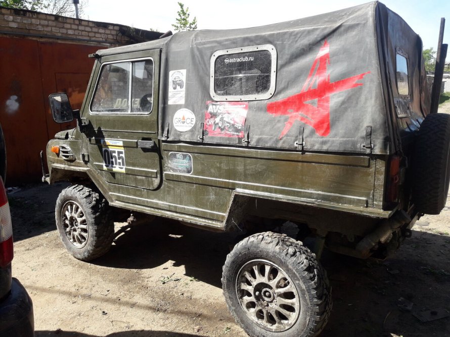 2108 ЛУАЗ 967